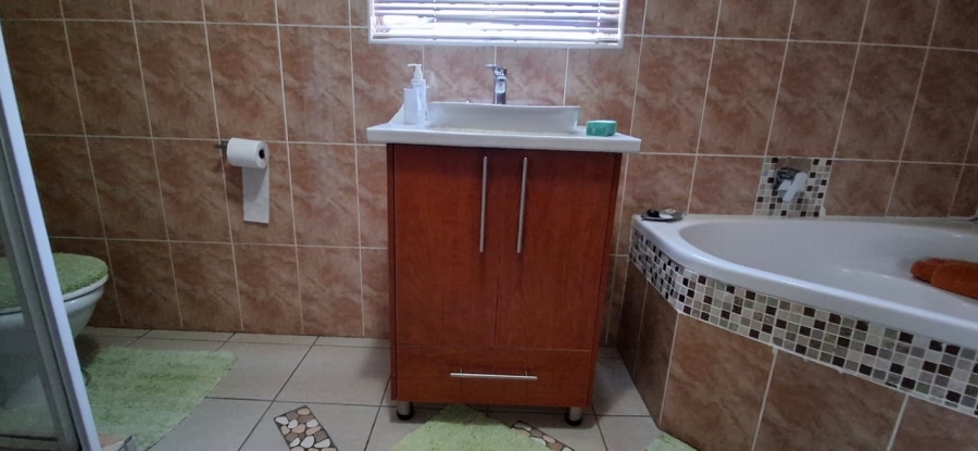 3 Bedroom Property for Sale in Haven Hills Eastern Cape